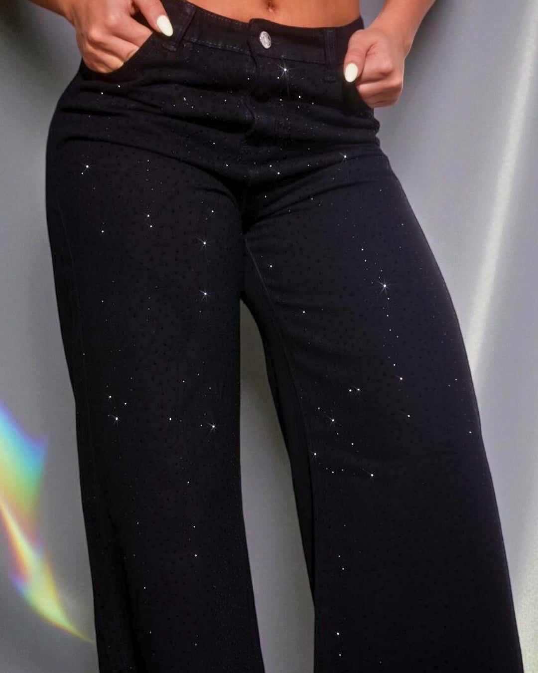 GLOW NOIR — JEAN WIDE LEG CON BRILLOS